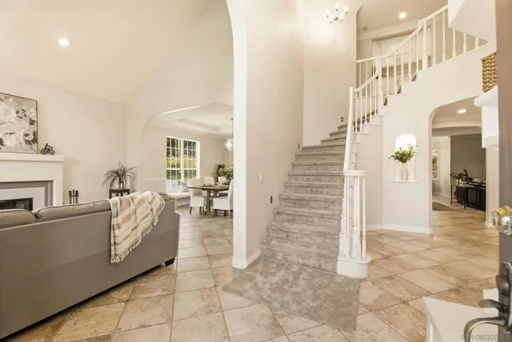 2110 Campo Place, Escondido, California 92027
