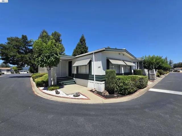 3231 Vineyard Ave, Pleasanton, California 94566