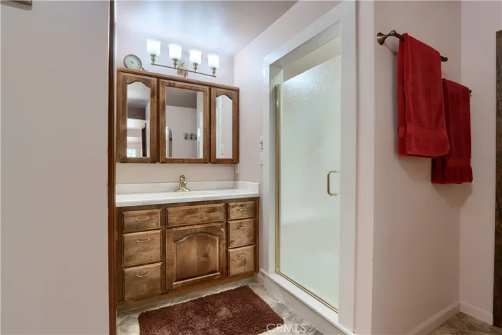 39670 Highview, Oakhurst, California 93644