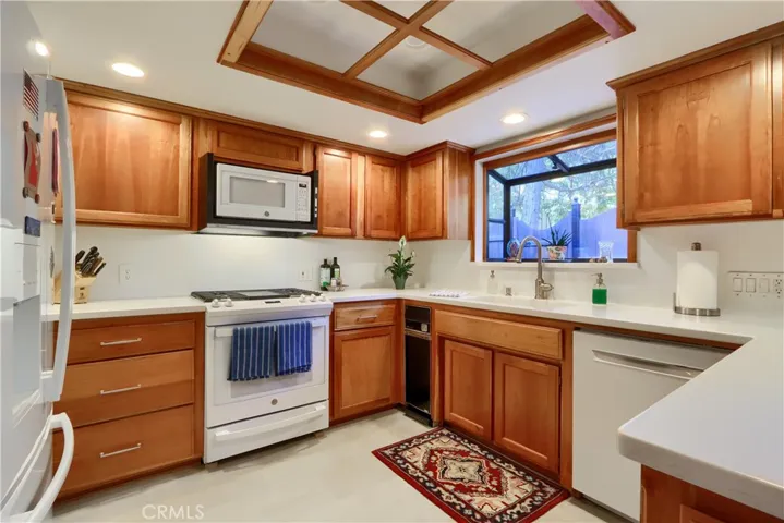 39670 Highview, Oakhurst, California 93644