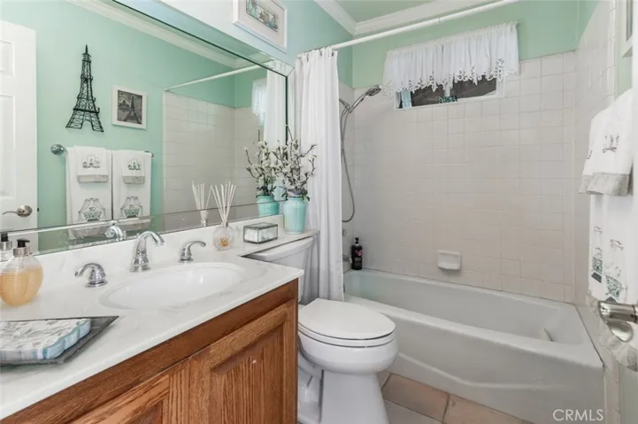 24205 Okeechobee Lane, Lake Forest, California 92630