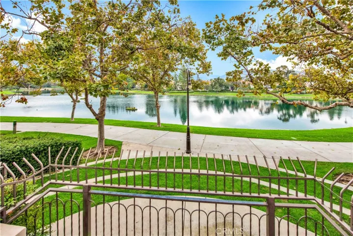 181 Montana Del Lago Drive, Rancho Santa Margarita, California 92688