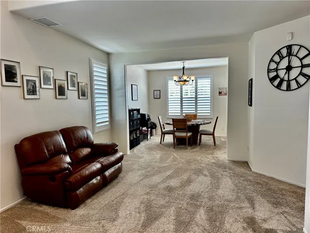22 Helen, Beaumont, California 92223
