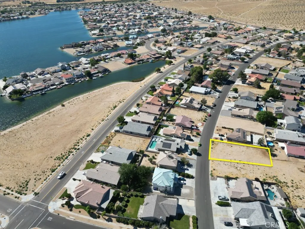 26684 Topsail Avenue, Helendale, California 92342 — photo 4