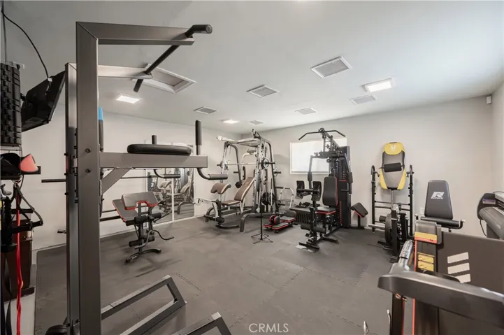 12521 Stagg Street, North Hollywood, California 91605