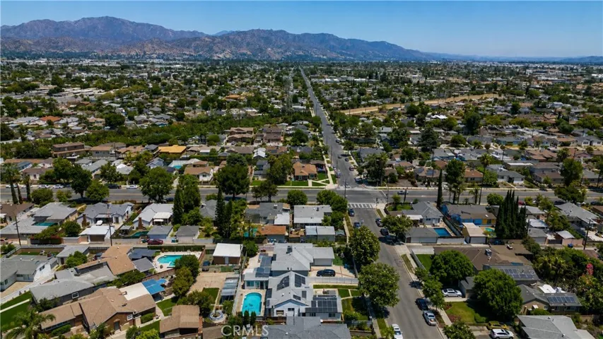 12521 Stagg Street, North Hollywood, California 91605