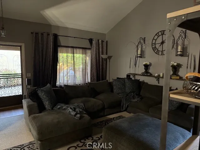 Living Rm