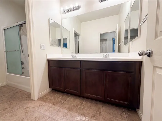 1182 Woodbury, Mentone, California 92359