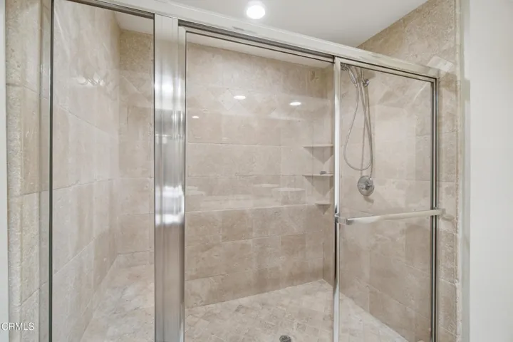 26_bathroom