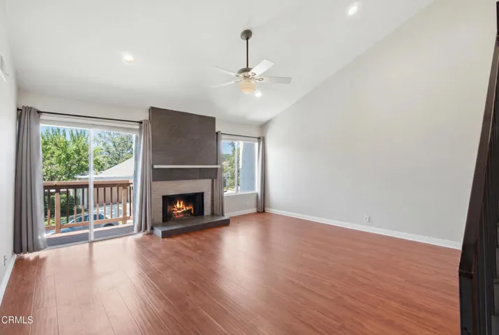 6_living room