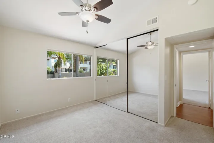 36_bedroom