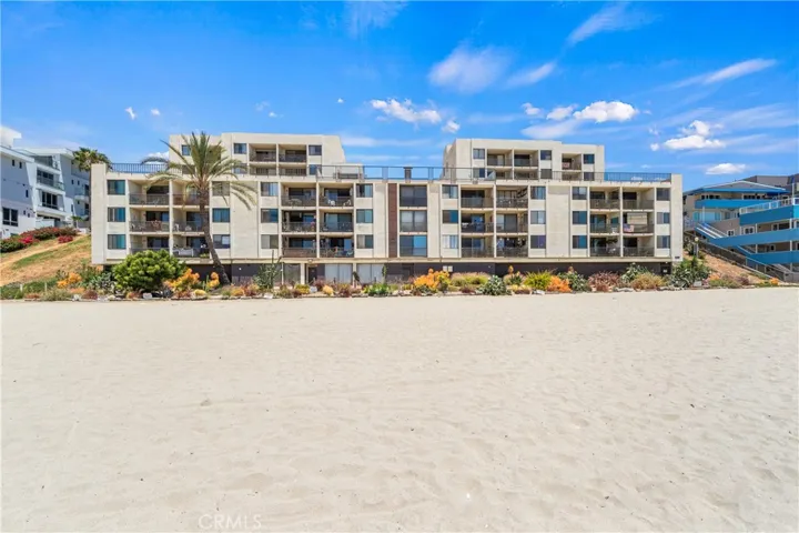 1140 E. Ocean from the beach