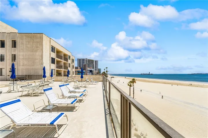 Community sundeck