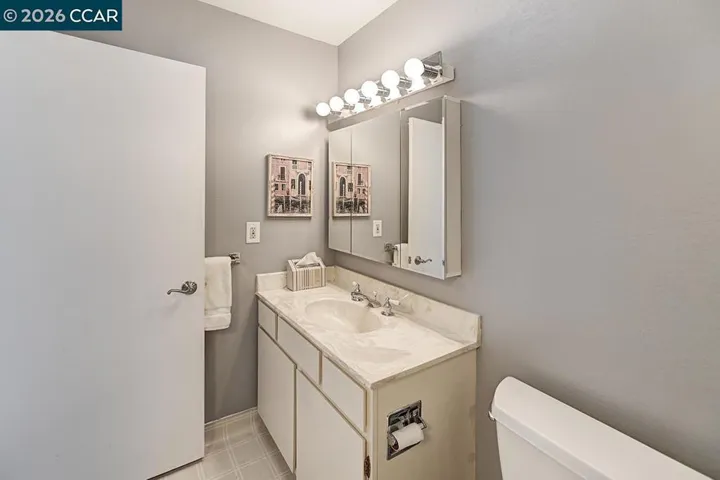 3136 Ptarmigan Dr 5, Walnut Creek, California 94595-3128