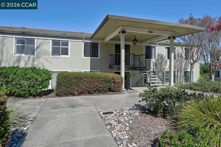 3136 Ptarmigan Dr 5, Walnut Creek, California 94595-3128