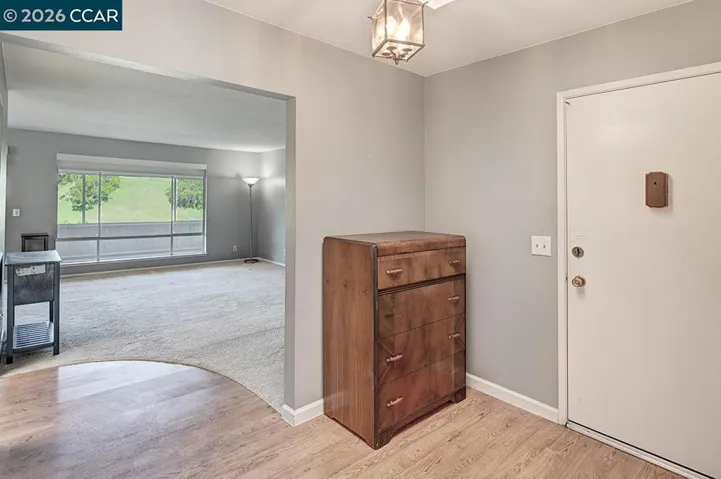 3136 Ptarmigan Dr 5, Walnut Creek, California 94595-3128