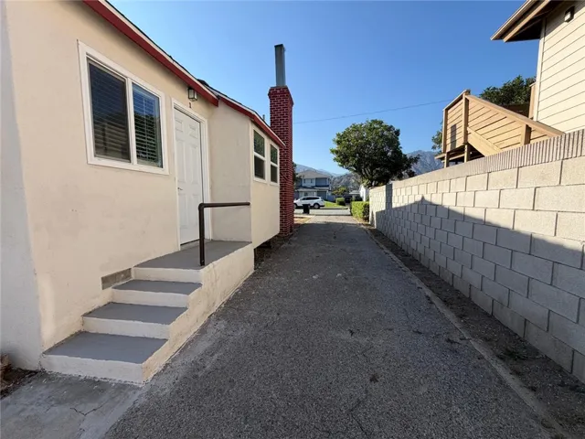 Driveway zoom