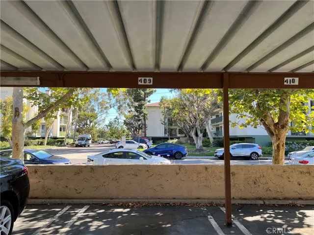 162 Tangelo, Irvine, California 92618