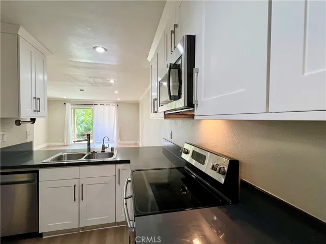 162 Tangelo, Irvine, California 92618