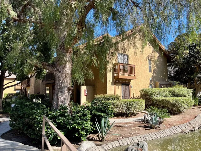 162 Tangelo, Irvine, California 92618