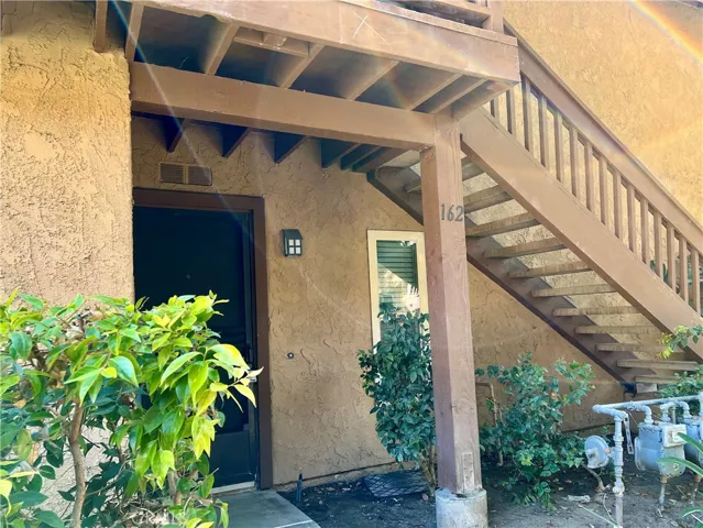 162 Tangelo, Irvine, California 92618