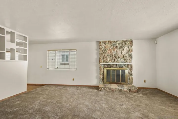 244 Elvado Way, San Diego, California 92114