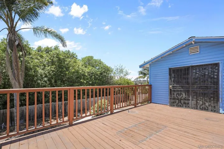 244 Elvado Way, San Diego, California 92114