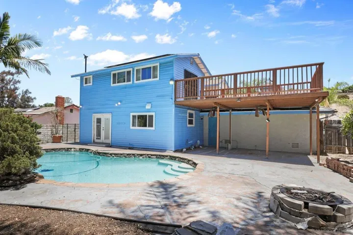 244 Elvado Way, San Diego, California 92114