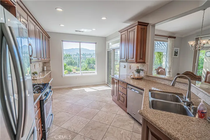 19534 Eleven Court, Newhall, California 91321