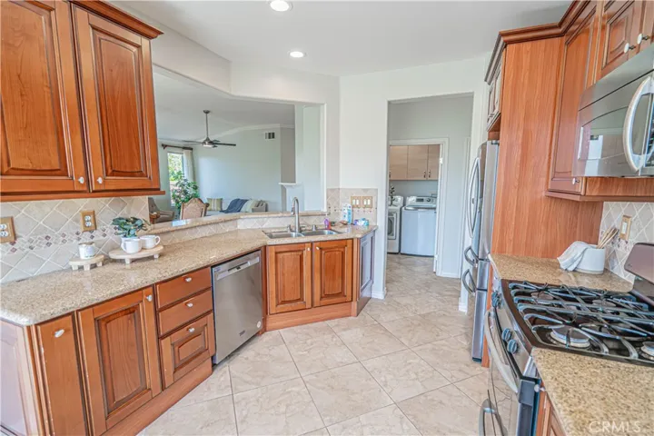 19534 Eleven Court, Newhall, California 91321