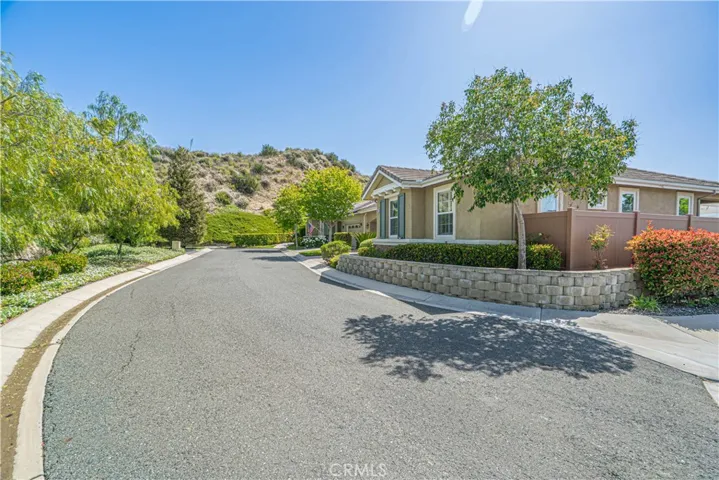 19534 Eleven Court, Newhall, California 91321