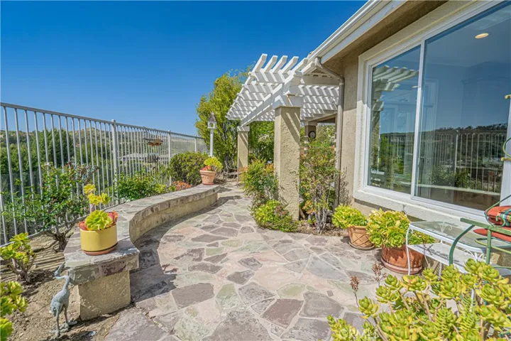 19534 Eleven Court, Newhall, California 91321