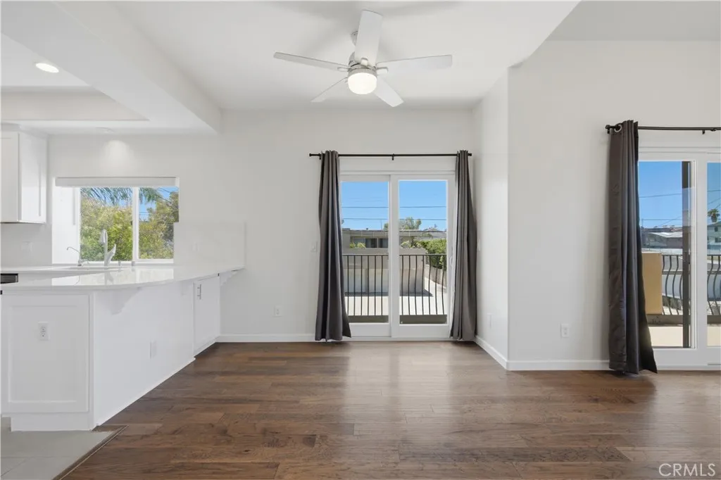 2515 Carnegie Lane A, Redondo Beach, California 90278 — photo 4