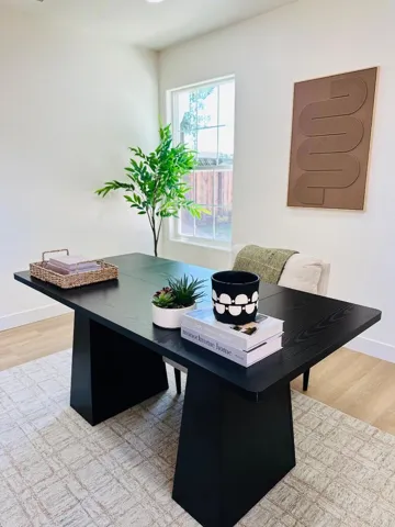 537 7th Avenue, Menlo Park, California 94025