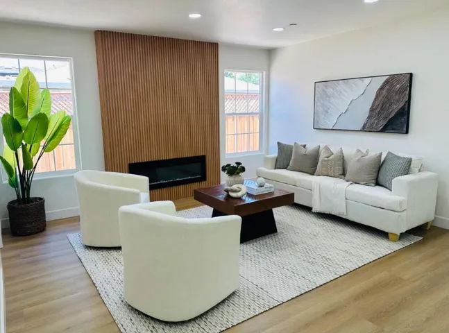 537 7th Avenue, Menlo Park, California 94025