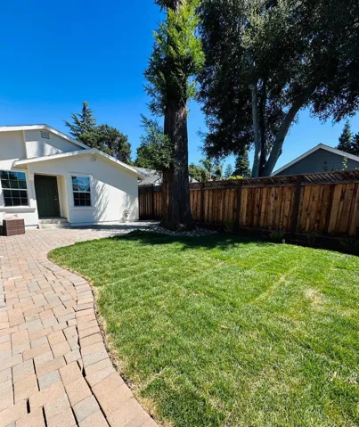 537 7th Avenue, Menlo Park, California 94025