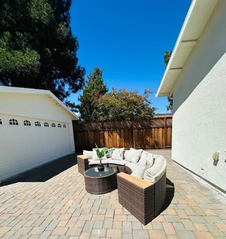 537 7th Avenue, Menlo Park, California 94025