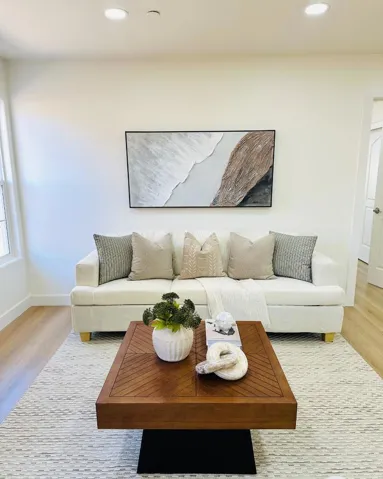 537 7th Avenue, Menlo Park, California 94025