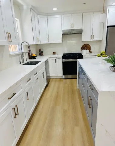 537 7th Avenue, Menlo Park, California 94025