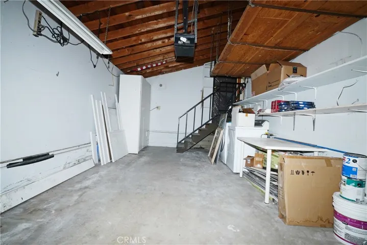 2615 Manhattan, Montrose, California 91020