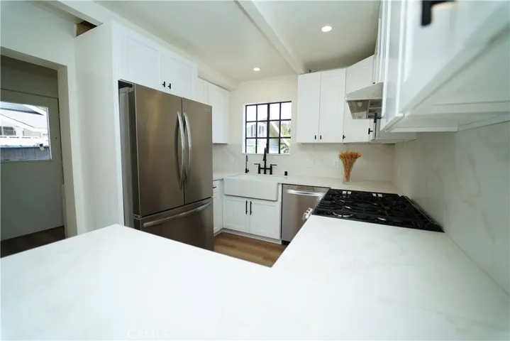 2615 Manhattan, Montrose, California 91020