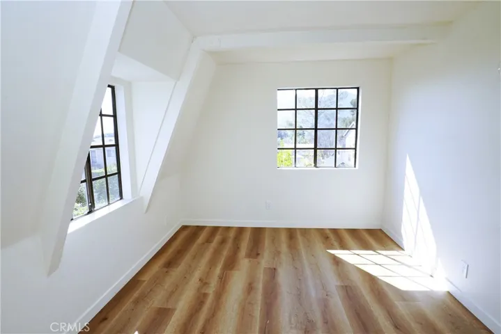 2615 Manhattan, Montrose, California 91020