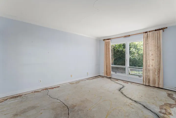 6530 Manana Place, La Jolla, California 92037