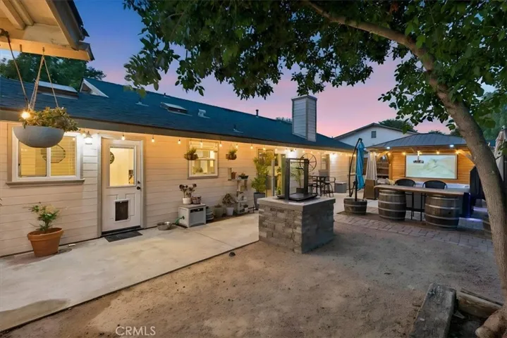 824 Casals, Paso Robles, California 93446