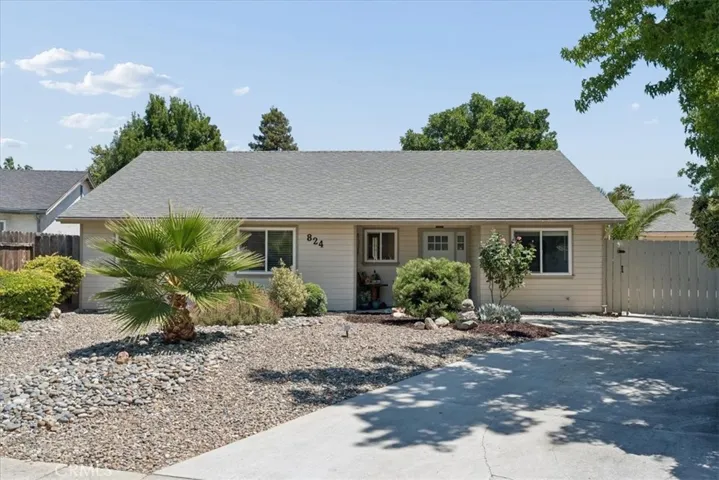 824 Casals, Paso Robles, California 93446