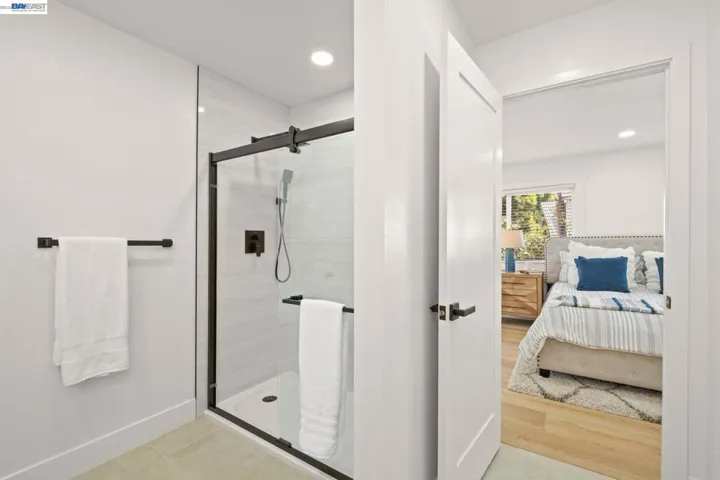 2231 Lasalle St, Martinez, California 94553-1961