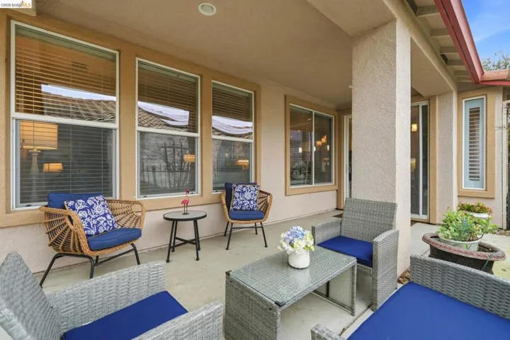 518 American Falls Drive, Rio Vista, California 94571