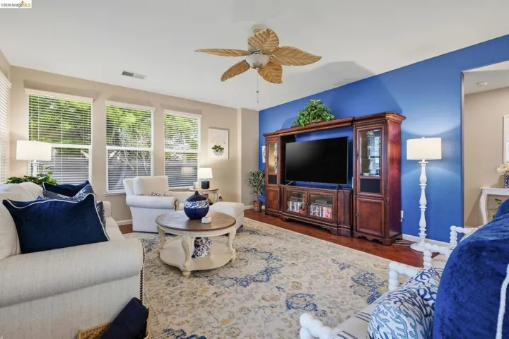 518 American Falls Drive, Rio Vista, California 94571