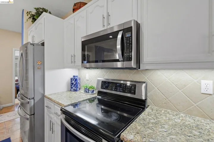 518 American Falls Drive, Rio Vista, California 94571