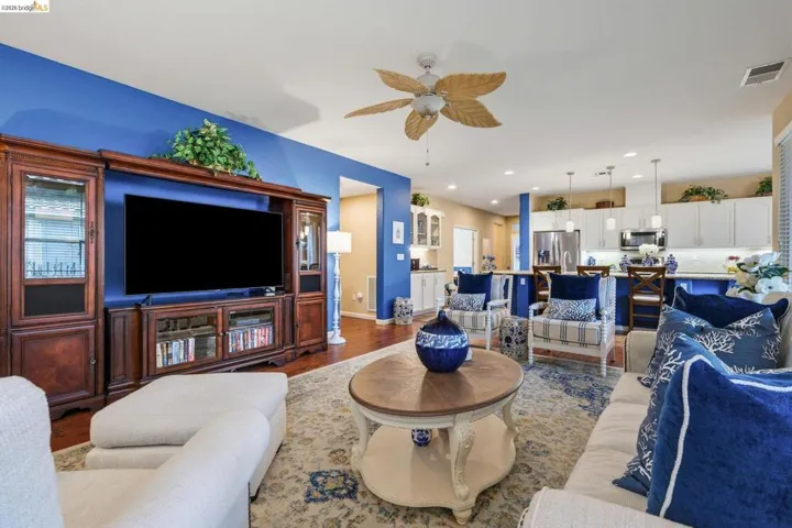 518 American Falls Drive, Rio Vista, California 94571